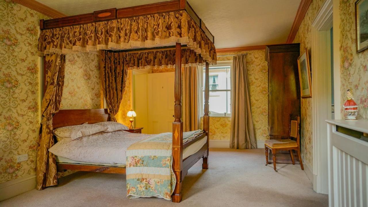 Отель Banoge House Donaghcloney Экстерьер фото